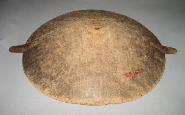 Base of wooden bowl/platter
